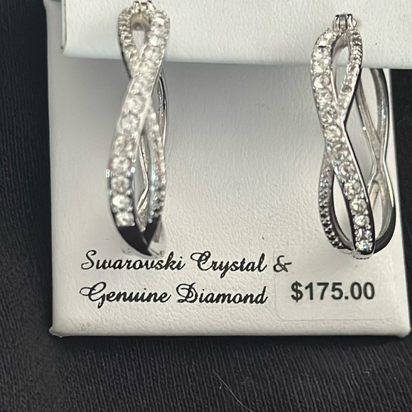 Diamond hoop earrings - Picture 2 of 3